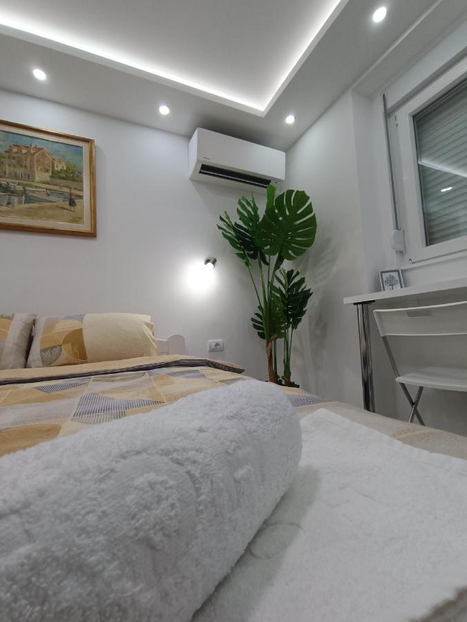 Grey 4 Apartamento Belgrado Exterior foto